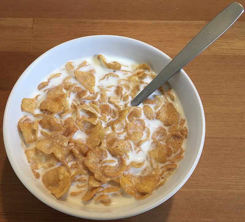 Kellogg's corn flakes with milk